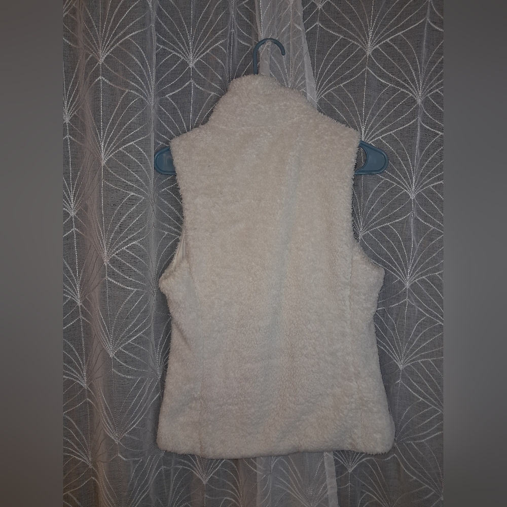 Patagonia brand Women's size medium fleece vest jacket - Picture 2 of 8